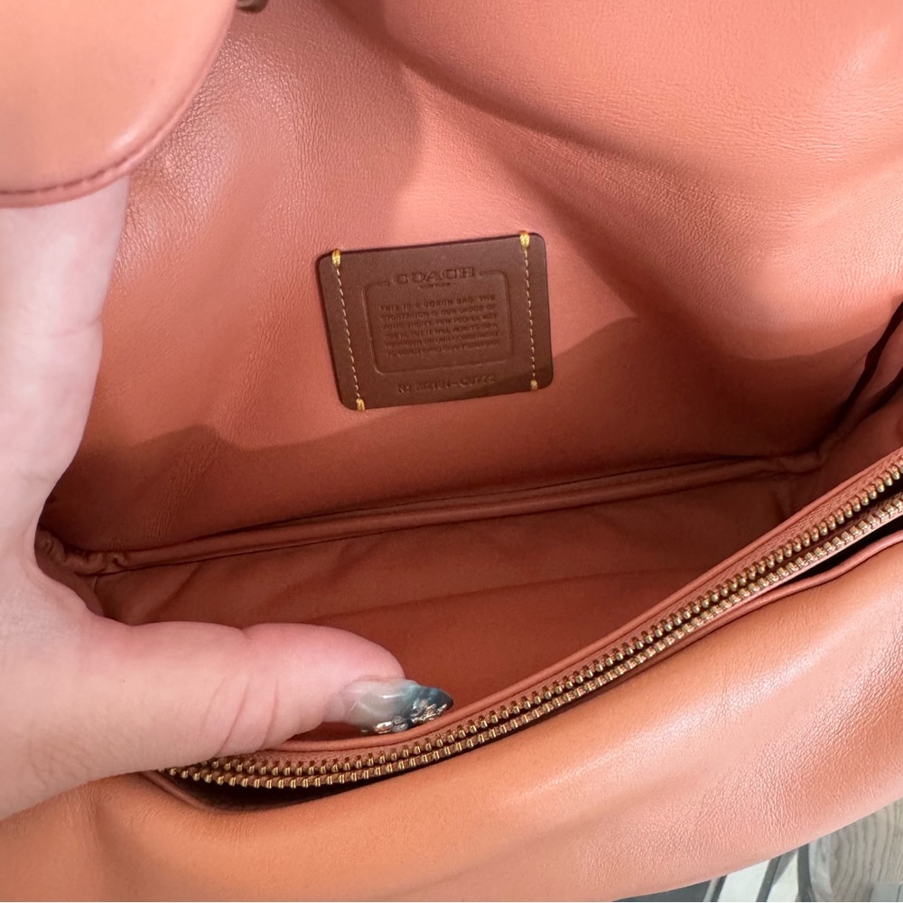 COACH 1941 Coral Pillow Tabby 26 Large - Very Good Condition - Picture 12 of 16